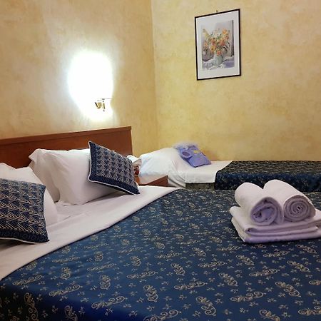 Rainbow Guest House Rzym Zewnętrze zdjęcie