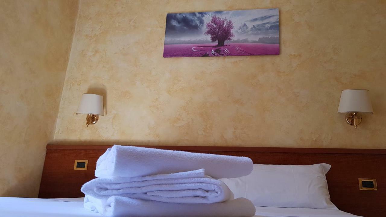 Rainbow Guest House Rzym Zewnętrze zdjęcie